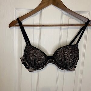 Victoria's Secret Very Sexy Bra 32C Push Up‎ Black Lace